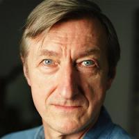 جوليان بارنز